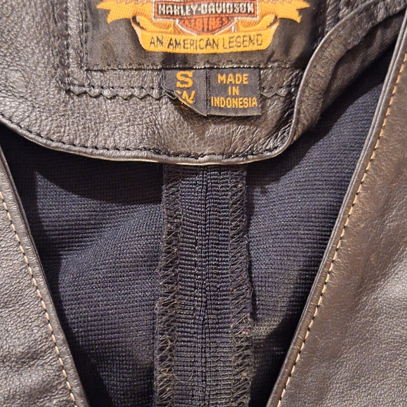 Harley-Davidson Black Leather Vest - Picture 4 of 4